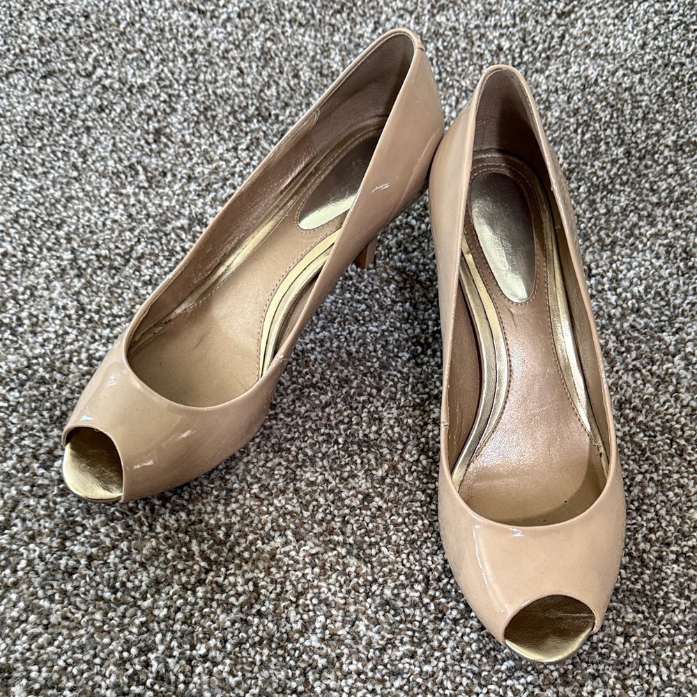 ALFANI - Nude Patent Peep-Toe Heels 6.5